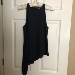 Sleeveless asymmetrical top & lined butterfly back